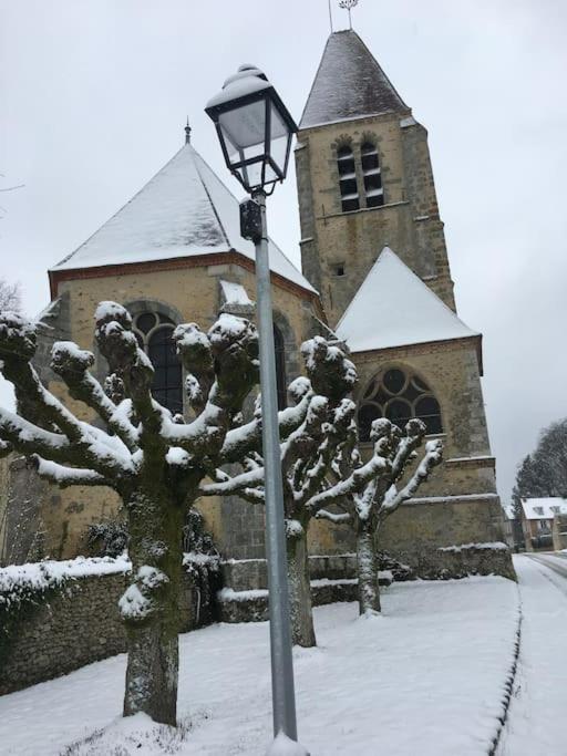 Gite D'Etape Du Tilleul, 4-8 Personnes La Celle-les-Bordes Экстерьер фото
